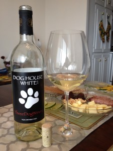 Dog House White – Three Dog Winery